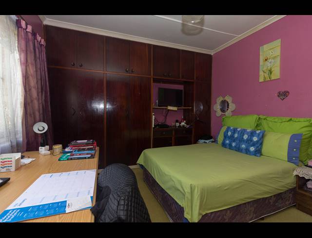 3 BEDROOM HOUSE FOR SALE IN BURLINGTON HEIGHTS
